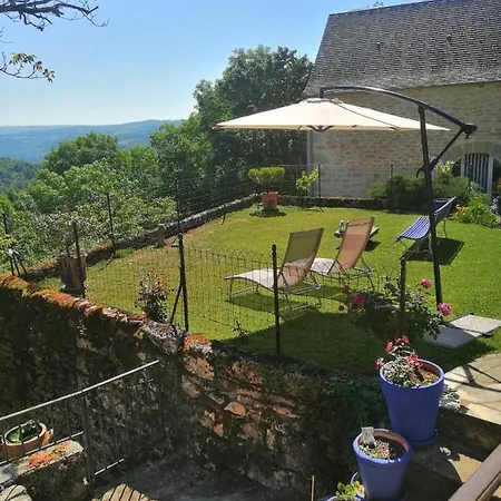 Holiday home L'oustalou